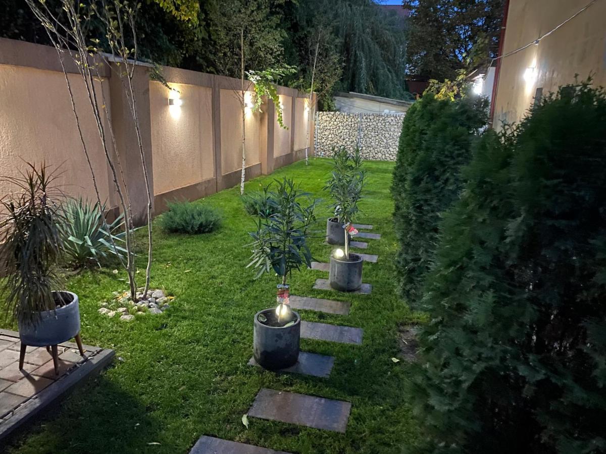 Valivillas Rezidence Бухарест Экстерьер фото