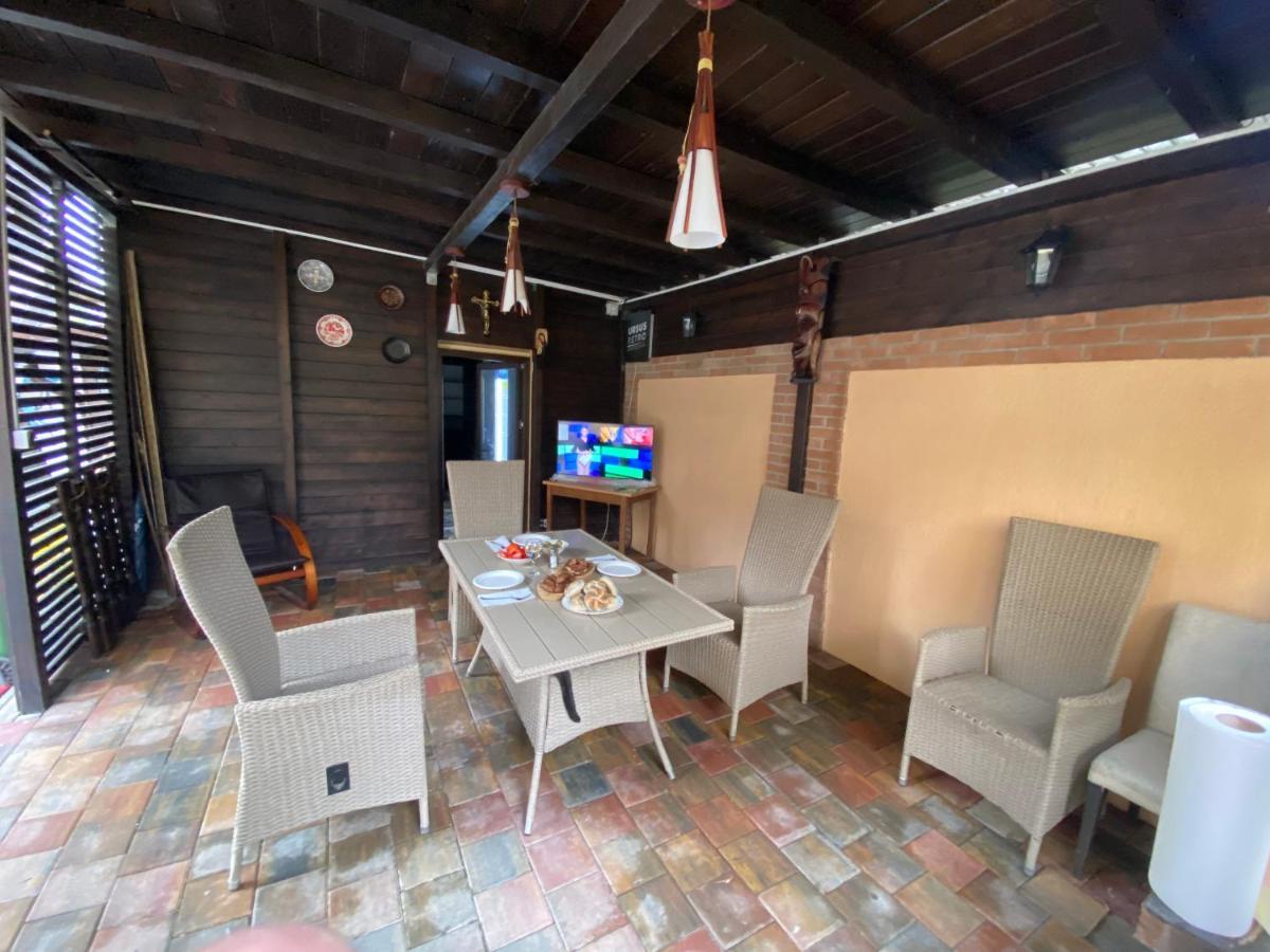 Valivillas Rezidence Бухарест Экстерьер фото